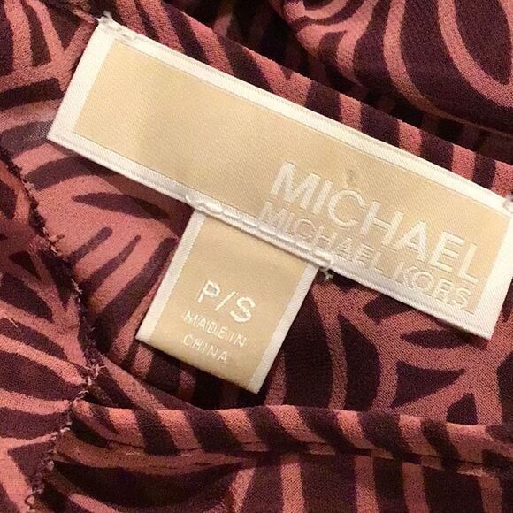 MICHAEL Michael Kors Pink Maroon Geometric Leaf Print Tiered Blouse - Picture 14 of 15